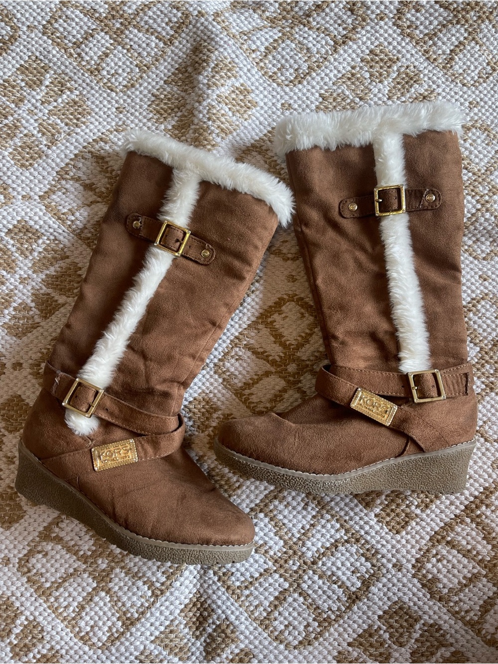 Michael Kors Brown Boots with White Faux-Fur Trim and Gold Buckles